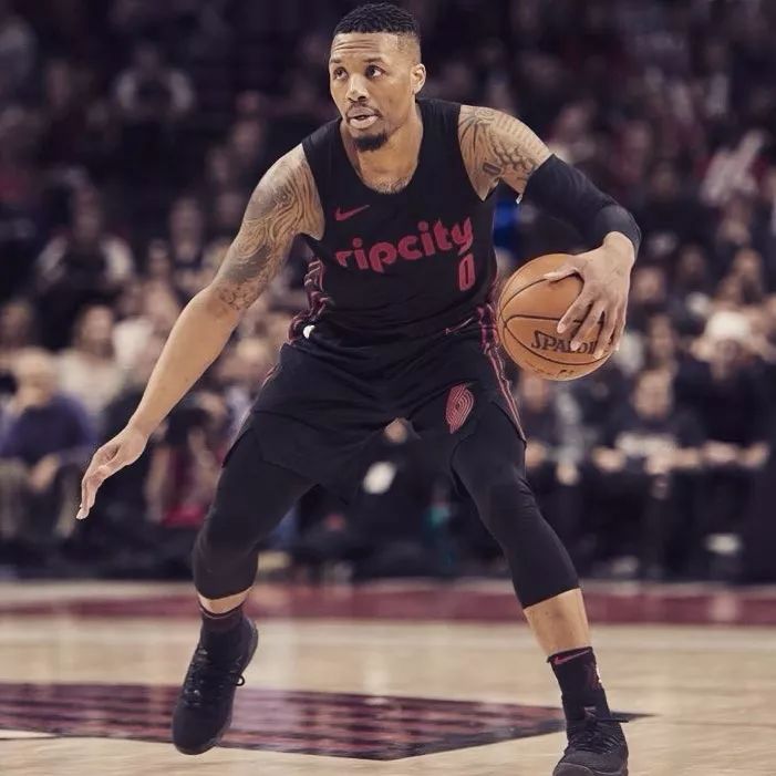 间上手的玩 间上手的玩