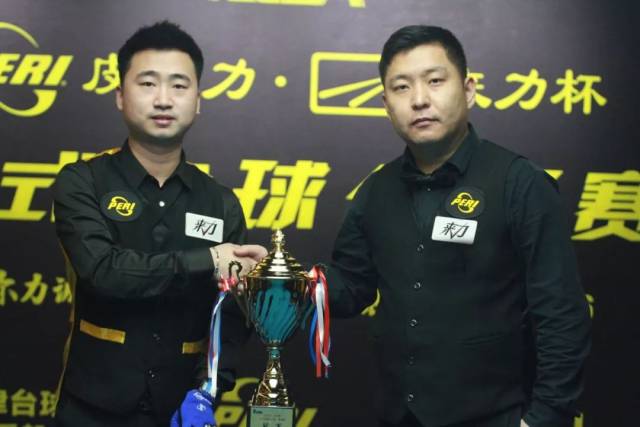 在活动中期 在活动中期